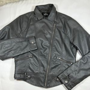 Spiritual Quality Active Women’s Grey Faux Leather Moto Jacket Size L